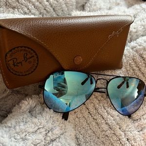 Ray Ban Aviator Blue Reflective Sunglasses